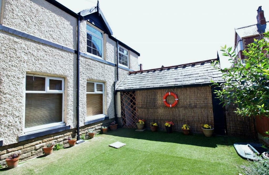 The Coach House Apartment Lytham St Annes Kültér fotó
